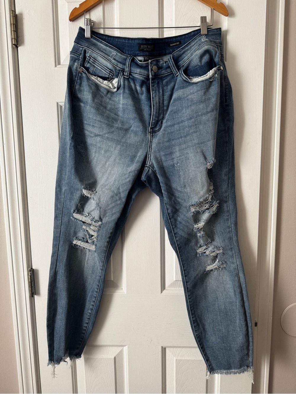Judy Blue Distressed Skinny Fit Blue Jeans Size 18W Raw Hem